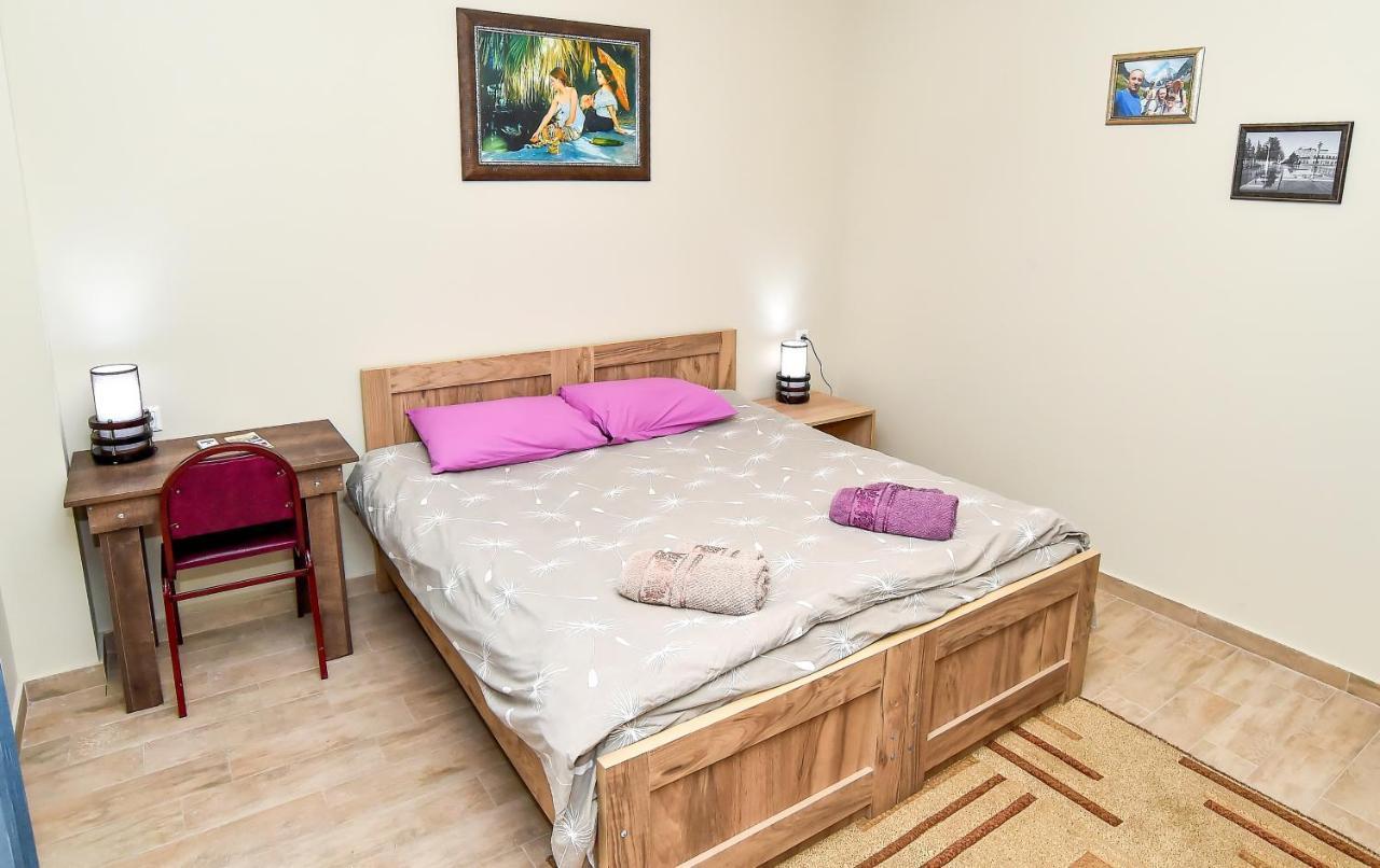 Hotel Maspindzelo Кутаиси Екстериор снимка