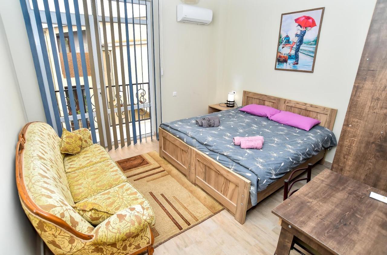 Hotel Maspindzelo Кутаиси Екстериор снимка