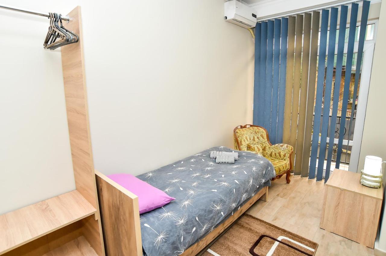 Hotel Maspindzelo Кутаиси Екстериор снимка