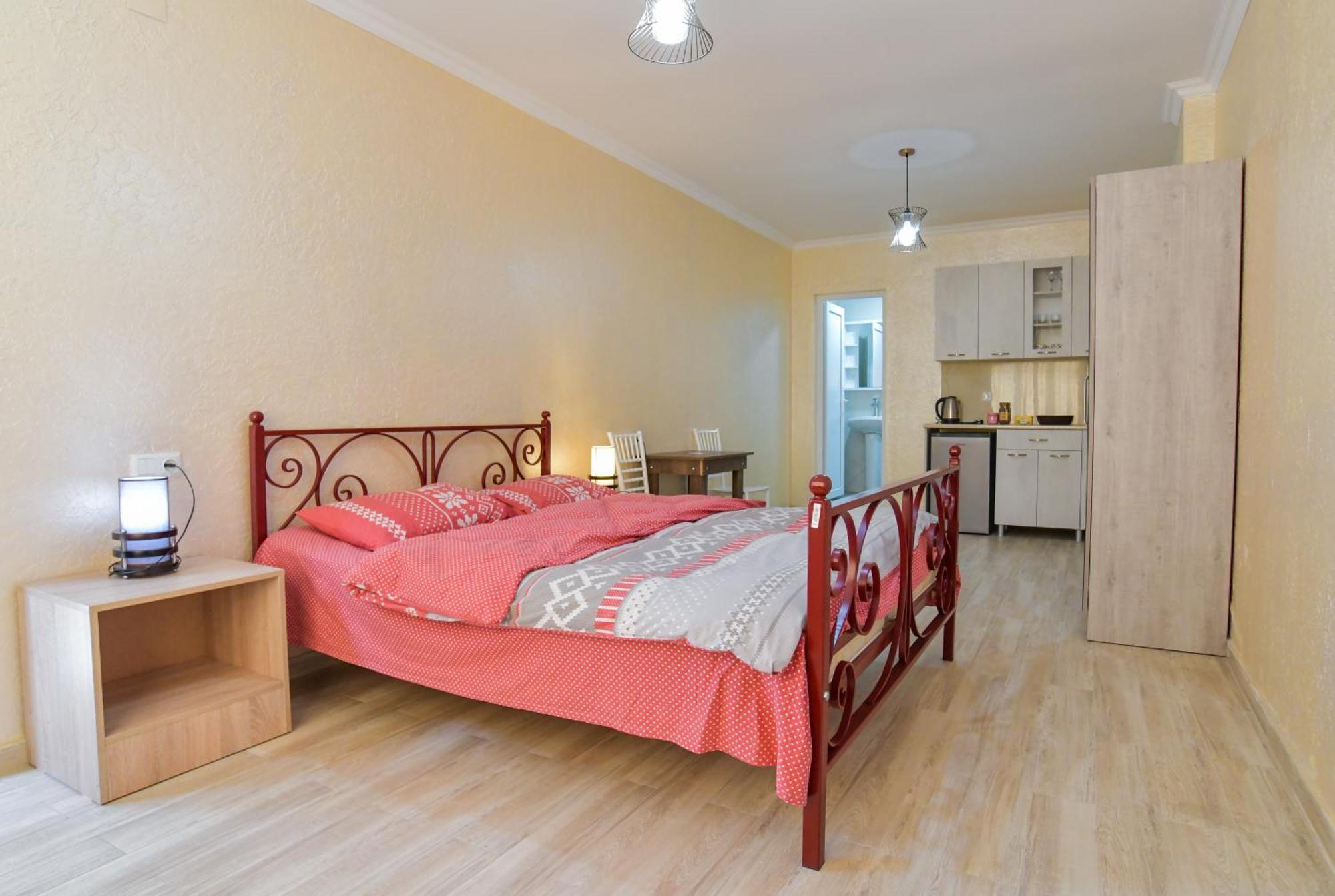 Hotel Maspindzelo Кутаиси Екстериор снимка